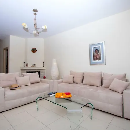 Akrogiali Villas Iii, Posidi Villa *